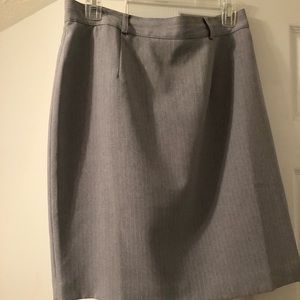 💛 5 for $20- Apart (spiegel) Grey skirt